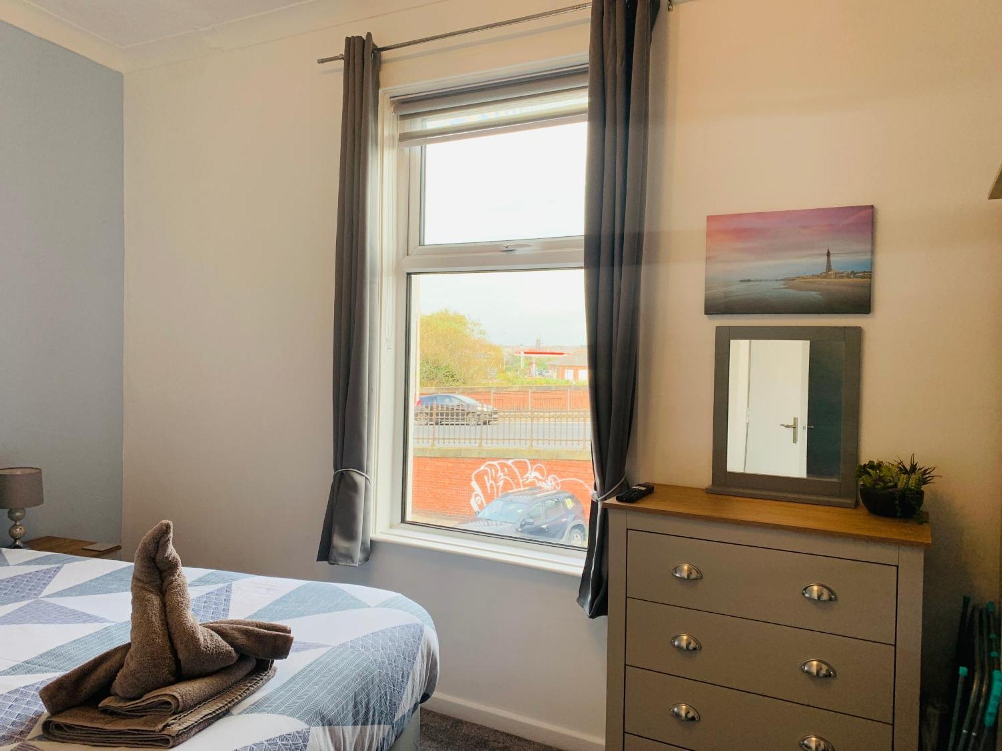 The Whitehouse Holiday Apartments Blackpool Eksteriør bilde