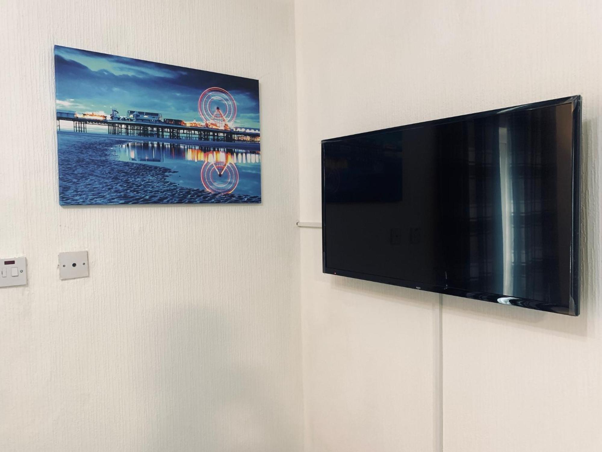 The Whitehouse Holiday Apartments Blackpool Eksteriør bilde