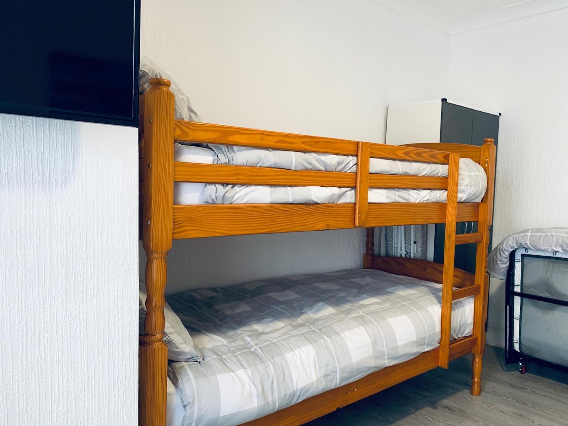 The Whitehouse Holiday Apartments Blackpool Eksteriør bilde